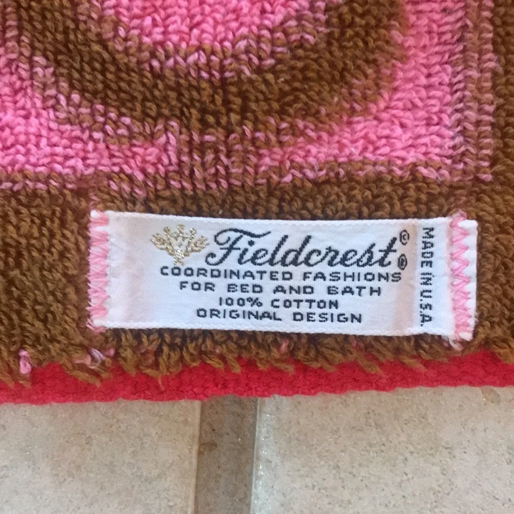 Vintage Fieldcrest Made USA Red Pink Floral Brown Fringe Bath Towel